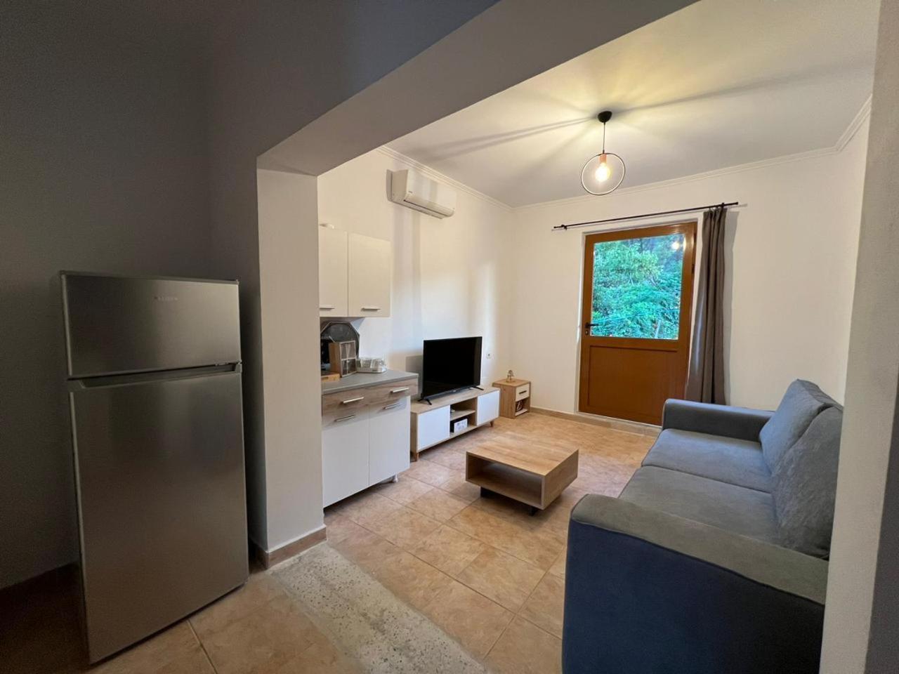Sajmir Suites Përmet Dış mekan fotoğraf